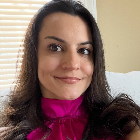 Meet your Posher, Sandra - Picture 1 of 1